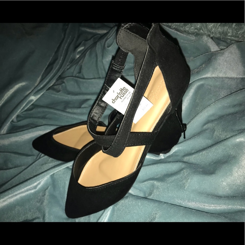 black flats